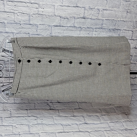 J H COLLECTIBLES VINTAGE Black and White Houndstooth Wool Maxi Skirt - Picture 1 of 7